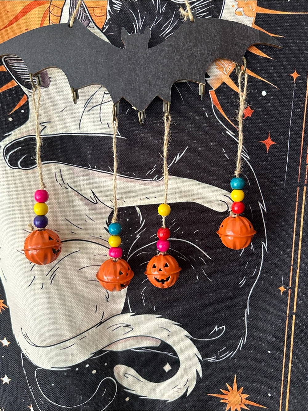 Pumpkin Bell Hanger – Beaded Jack-O’-Lantern Hanging Decor
